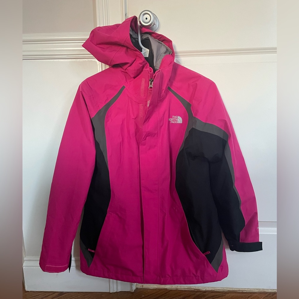 The north face- girls jacket XL